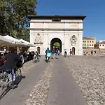 Apartament Sul Fiume Al Portello