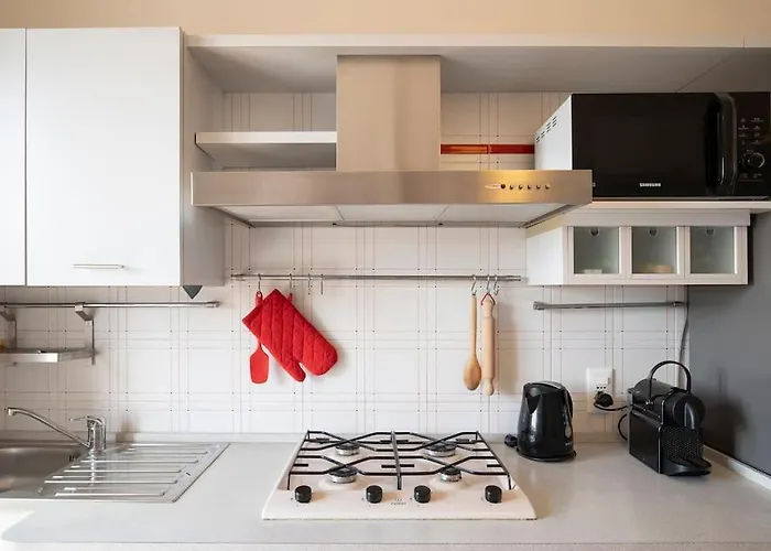 Sul Fiume Al Portello